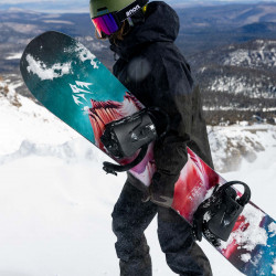 Jones women's Dream Weaver snowboard