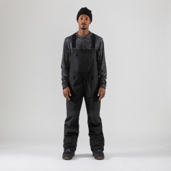 **Rider is 5’11, 155 lbs and wears a size L **Rider is 5’11, 155 lbs and wears a size L