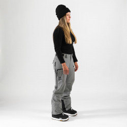 **Rider is 5'5, 145lbs and wears a size M **Rider is 5'5, 145lbs and wears a size M